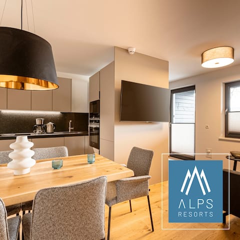 Superior Apartment & Infinity Pool