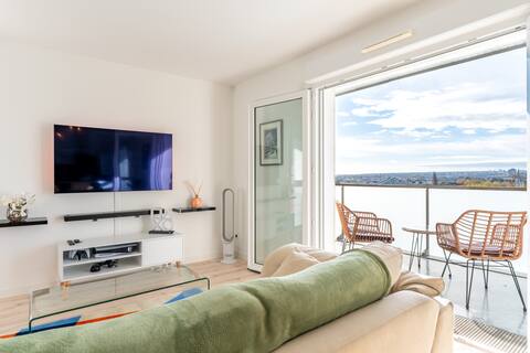 Rouen, Seine View (PRM, Parking, BBQ & Wifi)