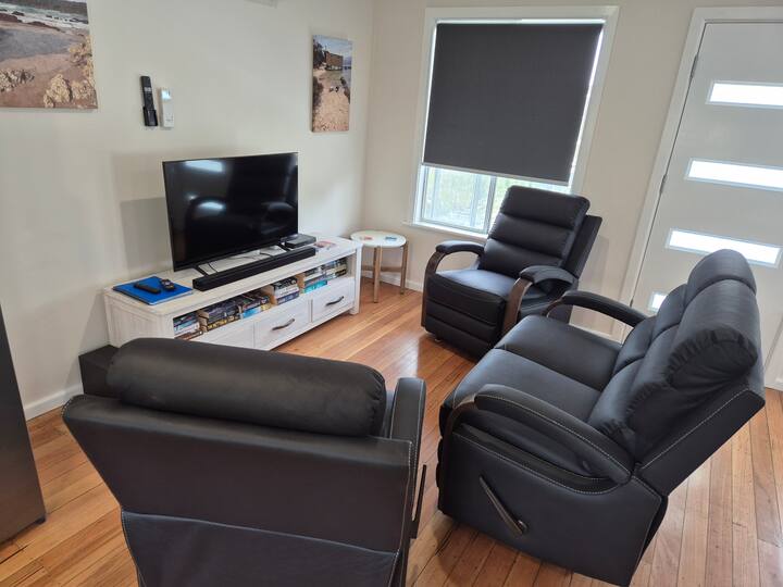 Surfprise Pet Friendly - Tura Beach