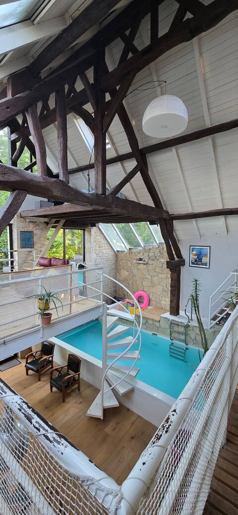 Architect house near Paris indoor pool