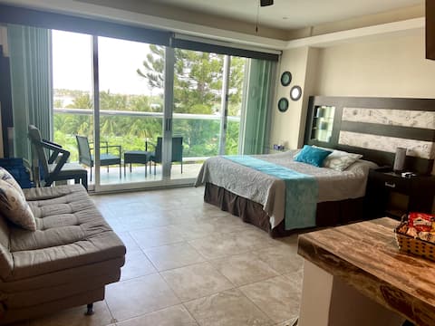 Successful Airbnb property: *Cozy and modern studio on the beach in Cancún