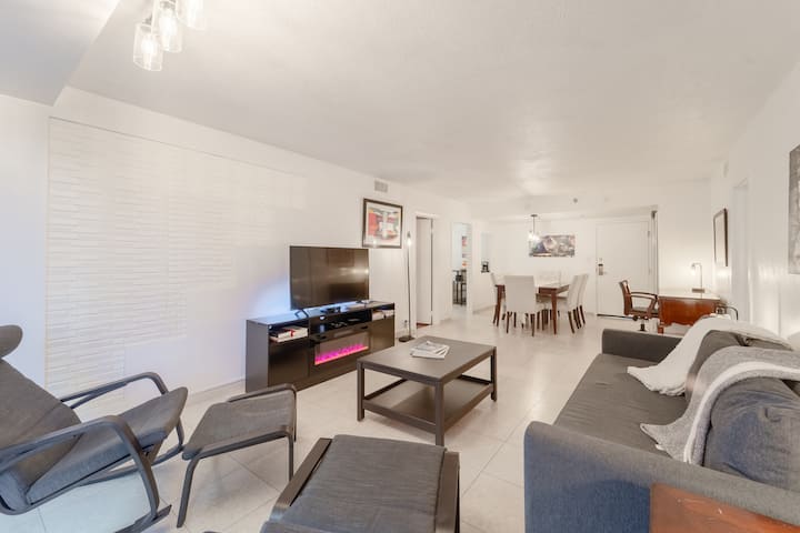 Ak414- Miami Beach Apt At Oceanfront Resort - Miami Beach, FL