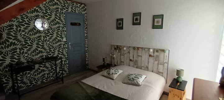 Spálňa s manželskou posteľou 15 m ²