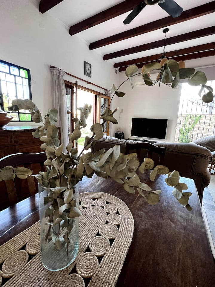 Casa Rocamora En Victoria Entre Ríos. - Victoria, Argentina
