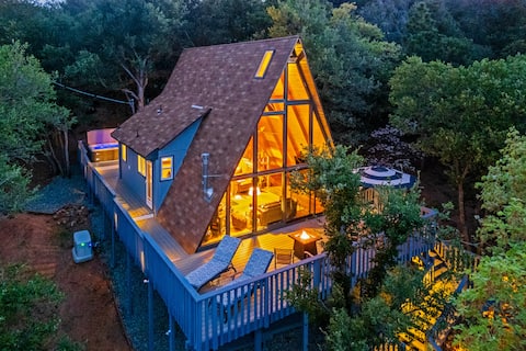 Mid-Century Modern A-Frame Secluded with Hot Tub