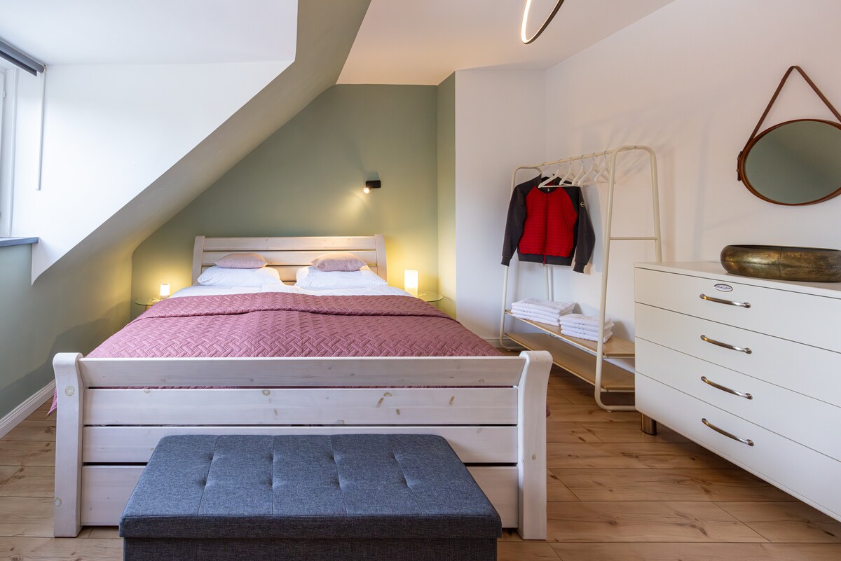 180 x 200厘米的大床