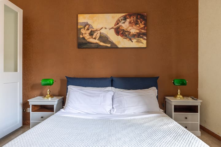 elegant montebello house. Holiday Home