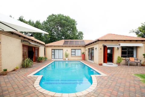 Blissful Oak Inn (no load shedding)