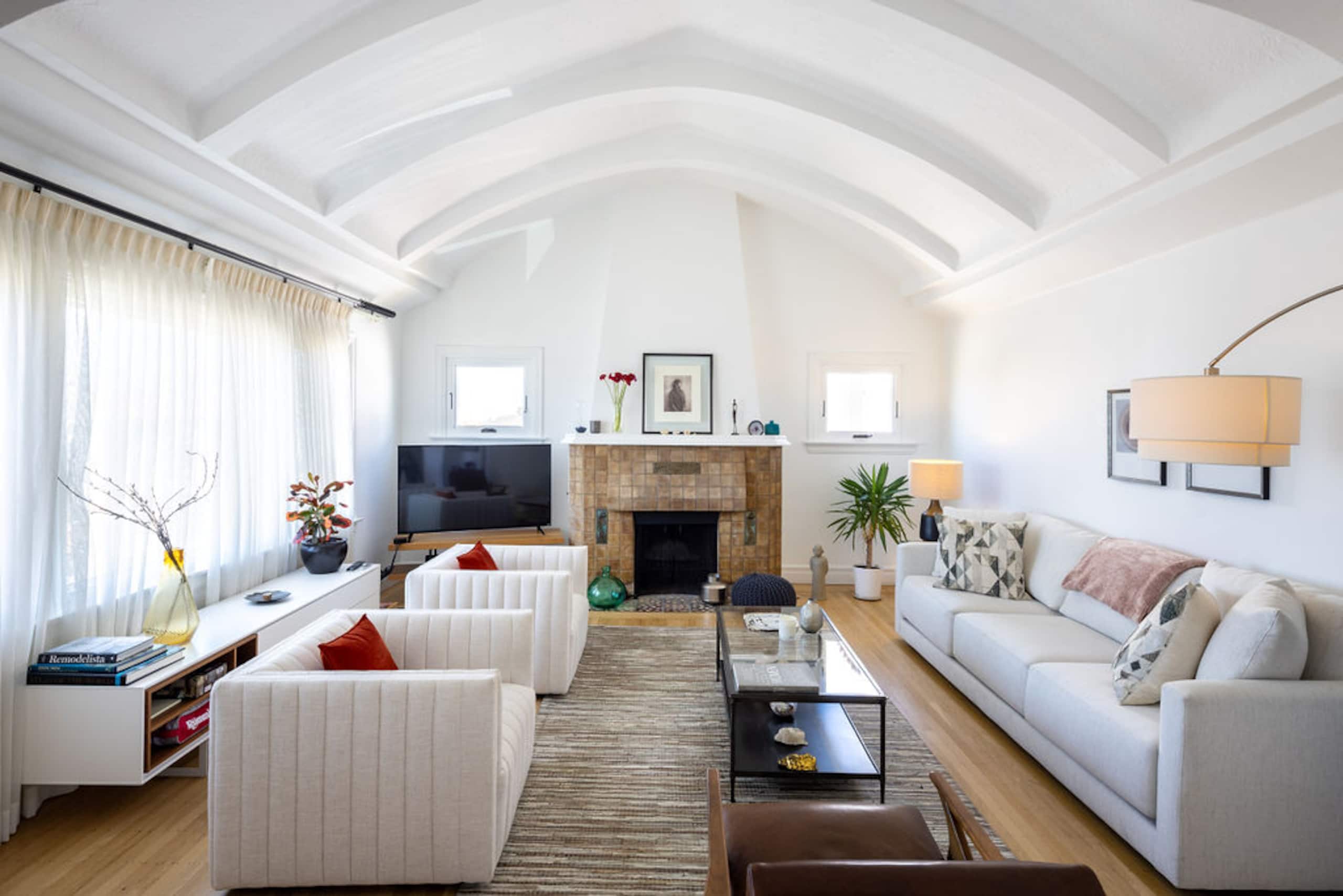 Home in San Francisco · ★5.0 · 3 bedrooms · 3 beds · 2 baths - Image 19