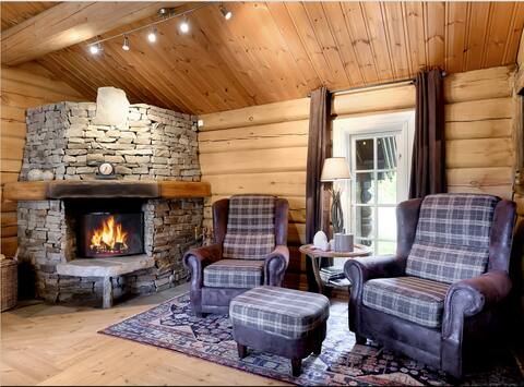 Uvdal Alpin - Great big log cabin, Ski in/out