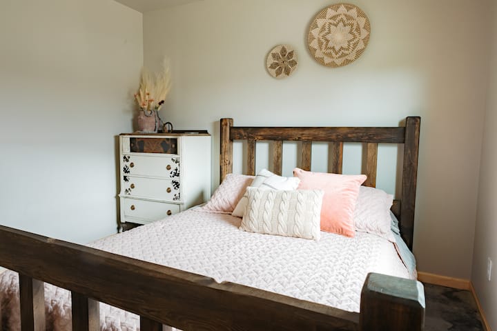 საძინებელი 2