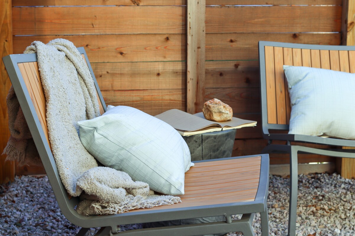 Modern Retreat | 15 min > Zilker, SoCo + Downtown
