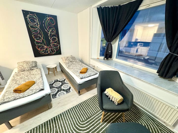 Cool Studio Apartment With Big Corner Windows - Vaasa