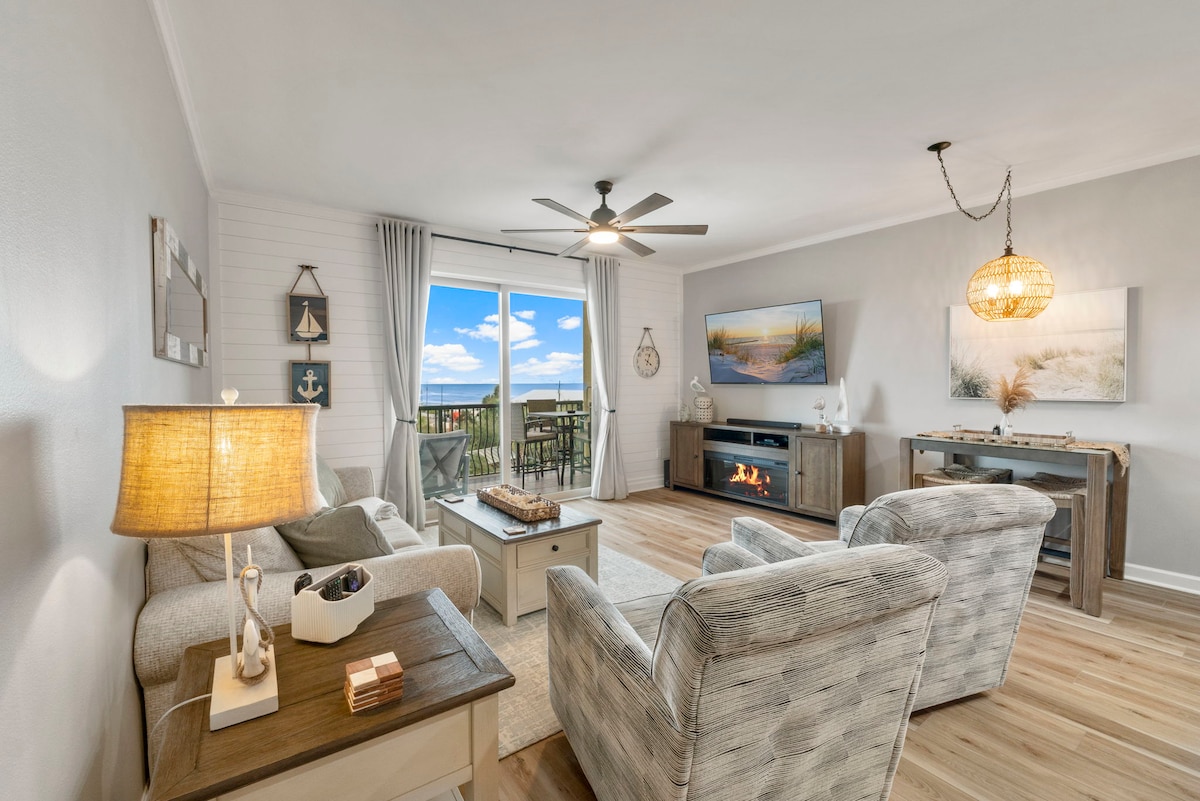 65 Inch Smart TV na Sound Bar hufanya usiku mzuri wa sinema! Meko huongeza tu uzuri.