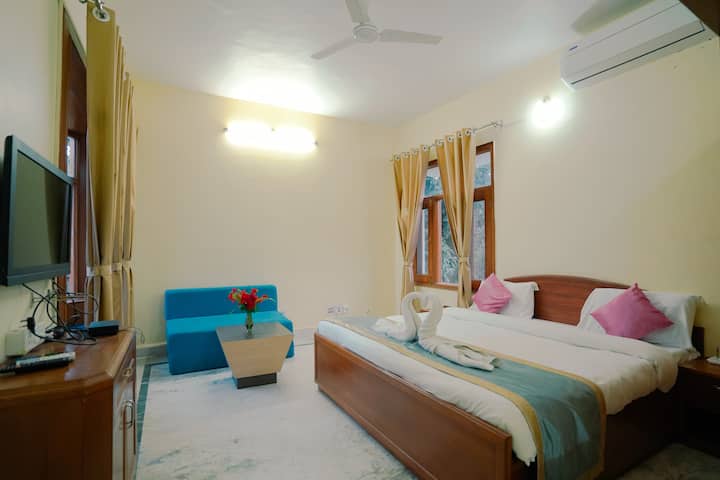 საძინებელი 1