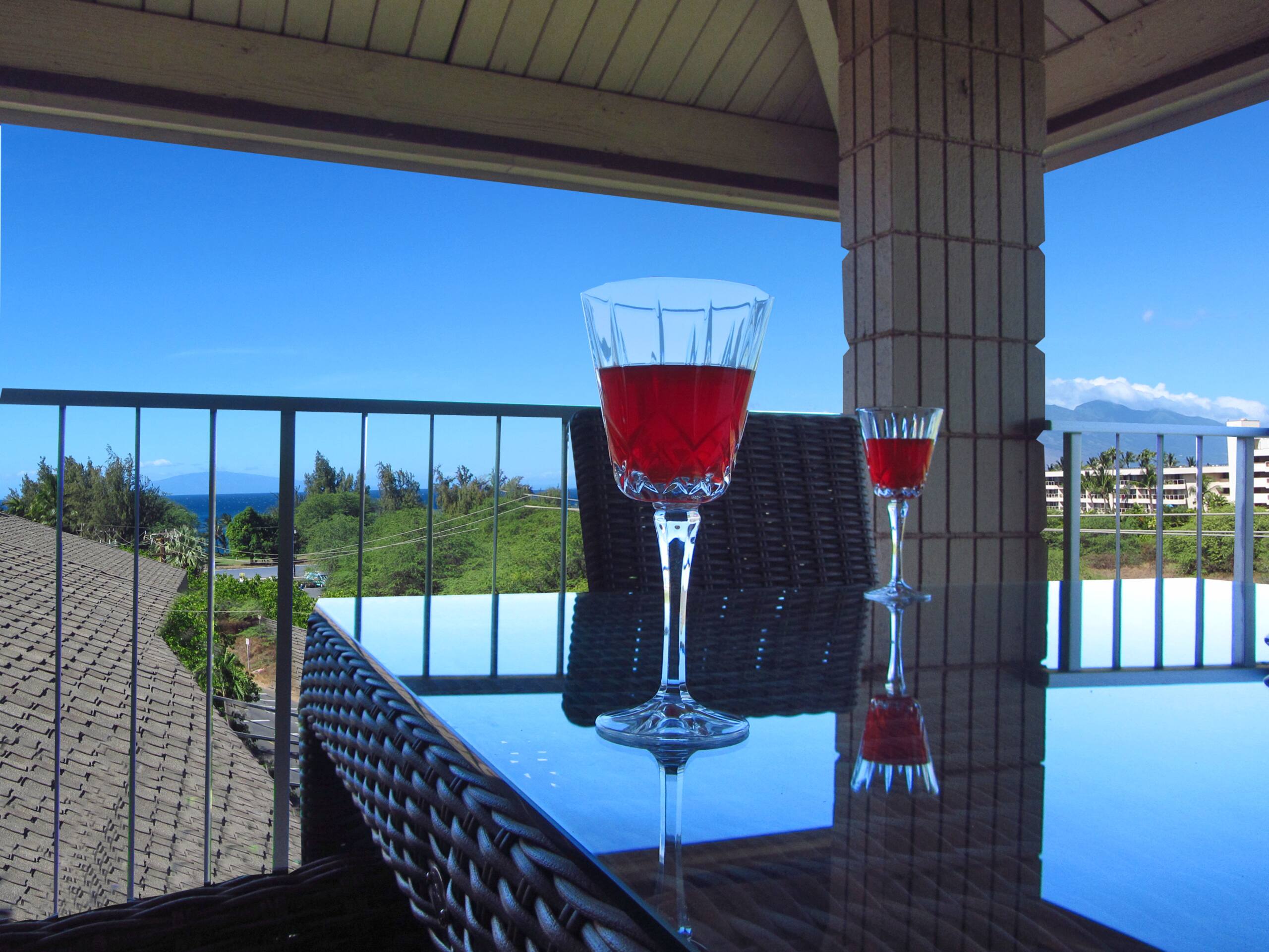 Condo in Kihei · ★4.5 · 2 bedrooms · 4 beds · 2 baths - Image 2