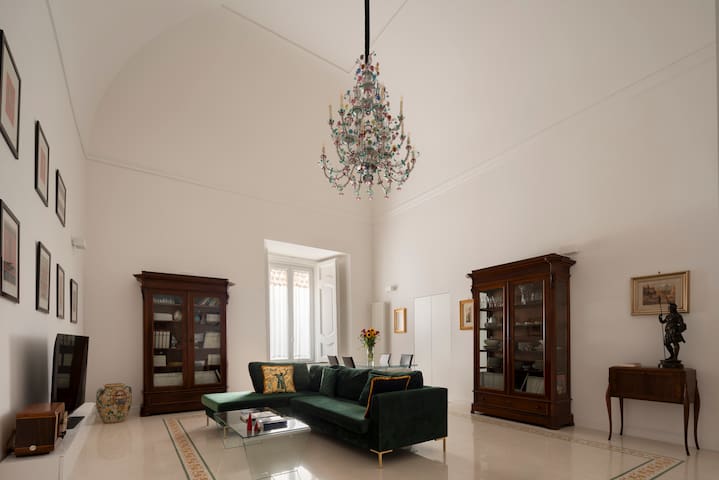 A.RI.EL Luxury Apartment