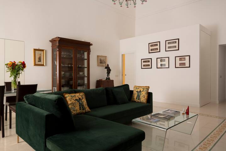 A.RI.EL Luxury Apartment gallery image 3