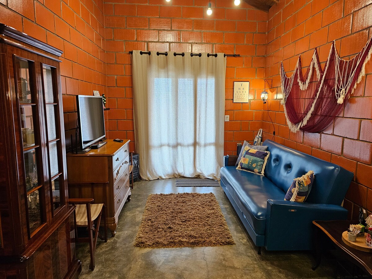 Airbnb em destaque: Rustic Chalet in a Condominium | Next to the Wine Route! em Mairinque