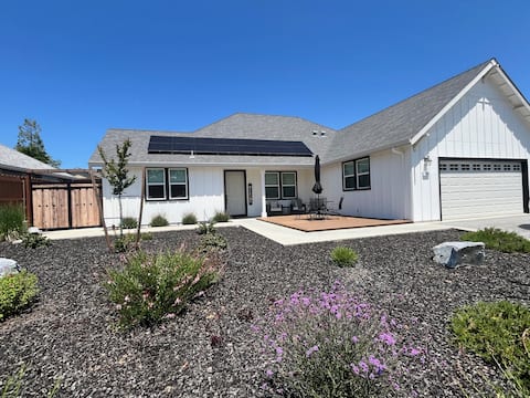 Murphys Wine Villa - Walk to Main Street!