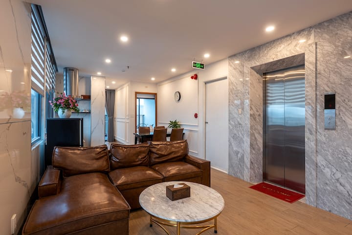 Longterm Penthouse Natural Light - Da Nang