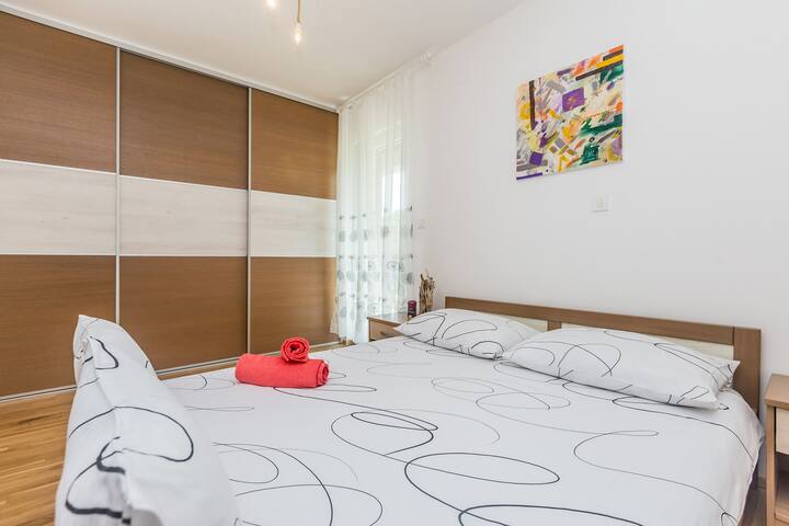 საძინებელი 2