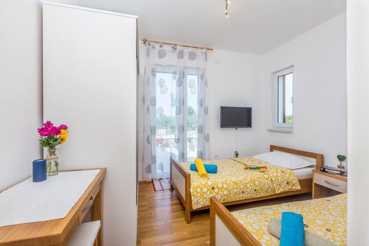 საძინებელი 3