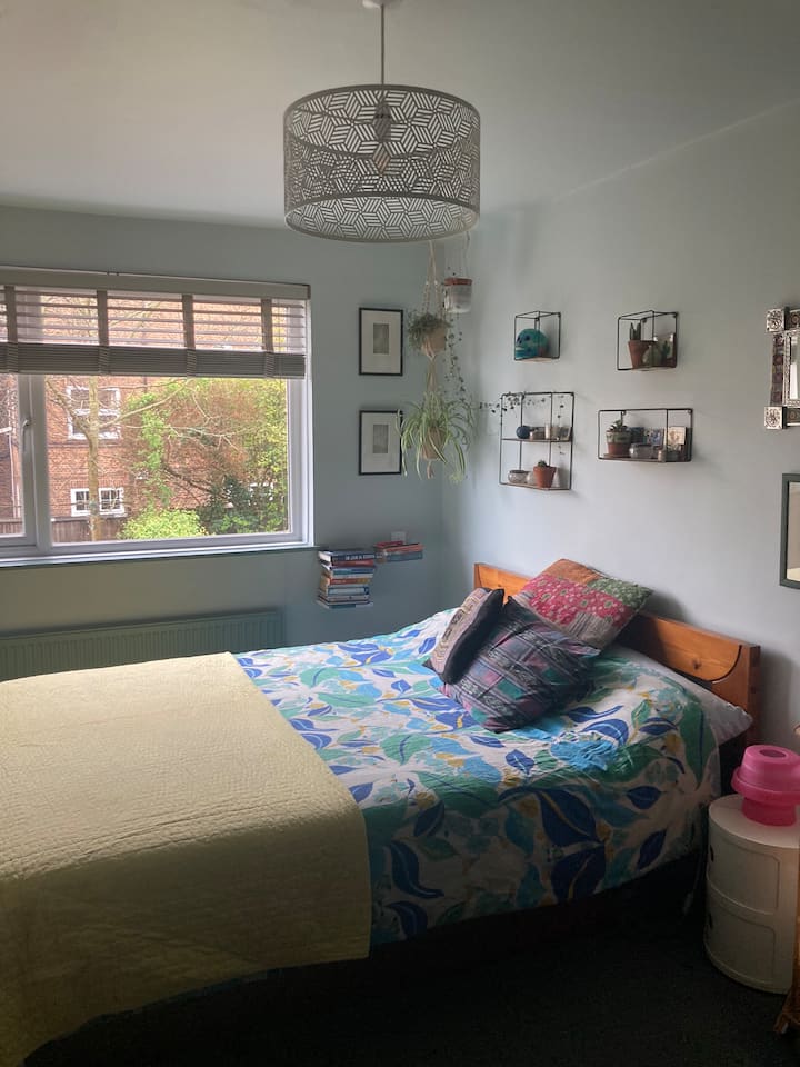 საძინებელი 1