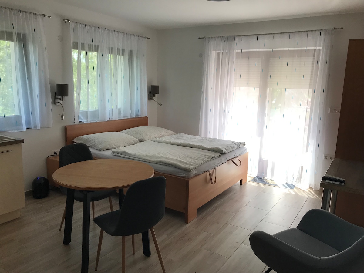 საძინებელი 2