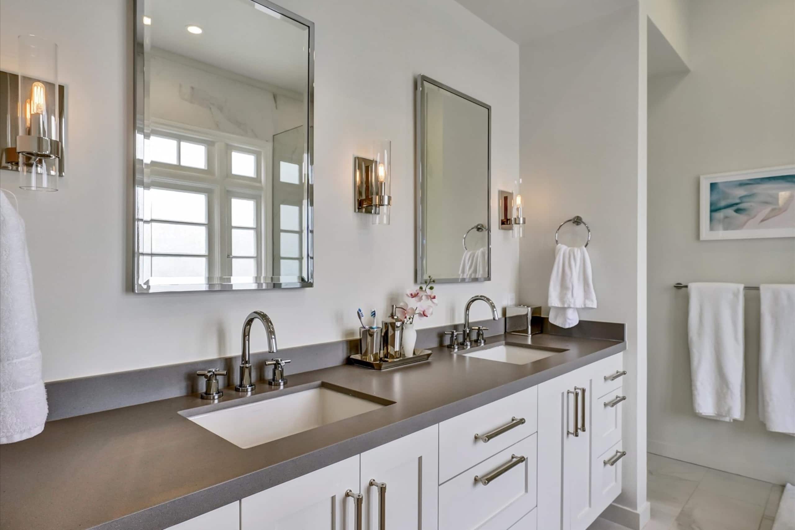 Condo in San Francisco · ★5.0 · 3 bedrooms · 3 beds · 2.5 baths - Image 23