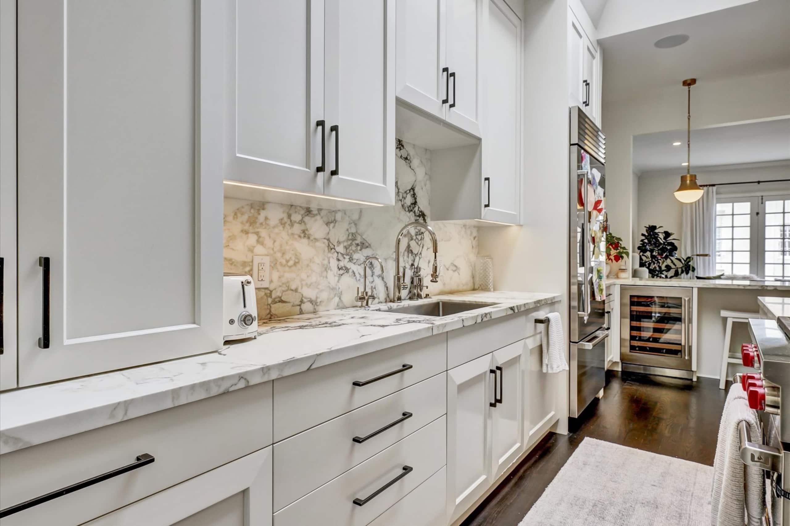 Condo in San Francisco · ★5.0 · 3 bedrooms · 3 beds · 2.5 baths - Image 12