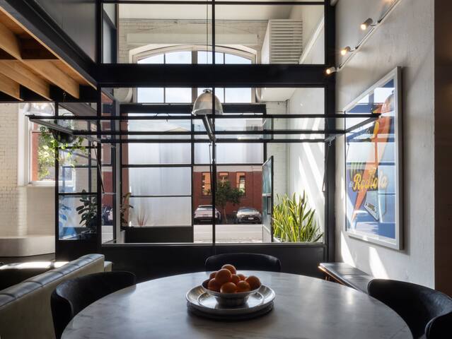 Loft 393 – Converted Warehouse Near Smith St gallery image 5