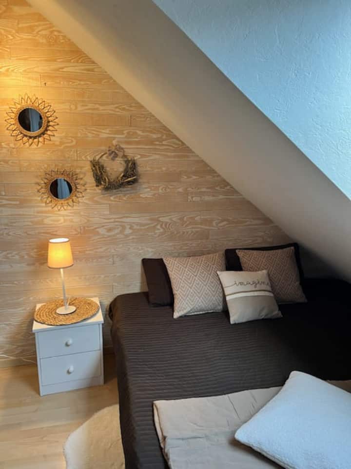 Dormitorio 3: una cama de matrimonio o 2 camas individuales