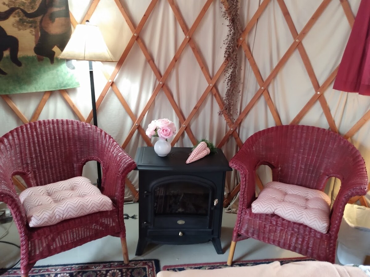 Popular Airbnb listing: Mountain Laurel Yurt in Dahlonega, Georgia in Dahlonega
