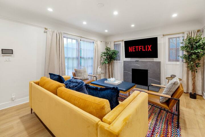 Charming Spanish Retreat|Prime Location|EV Charger gallery image 2