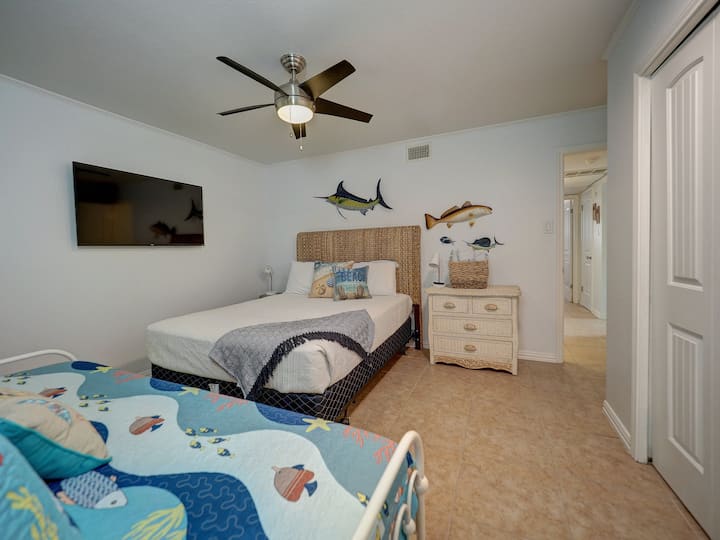 Seahorse Condominiums