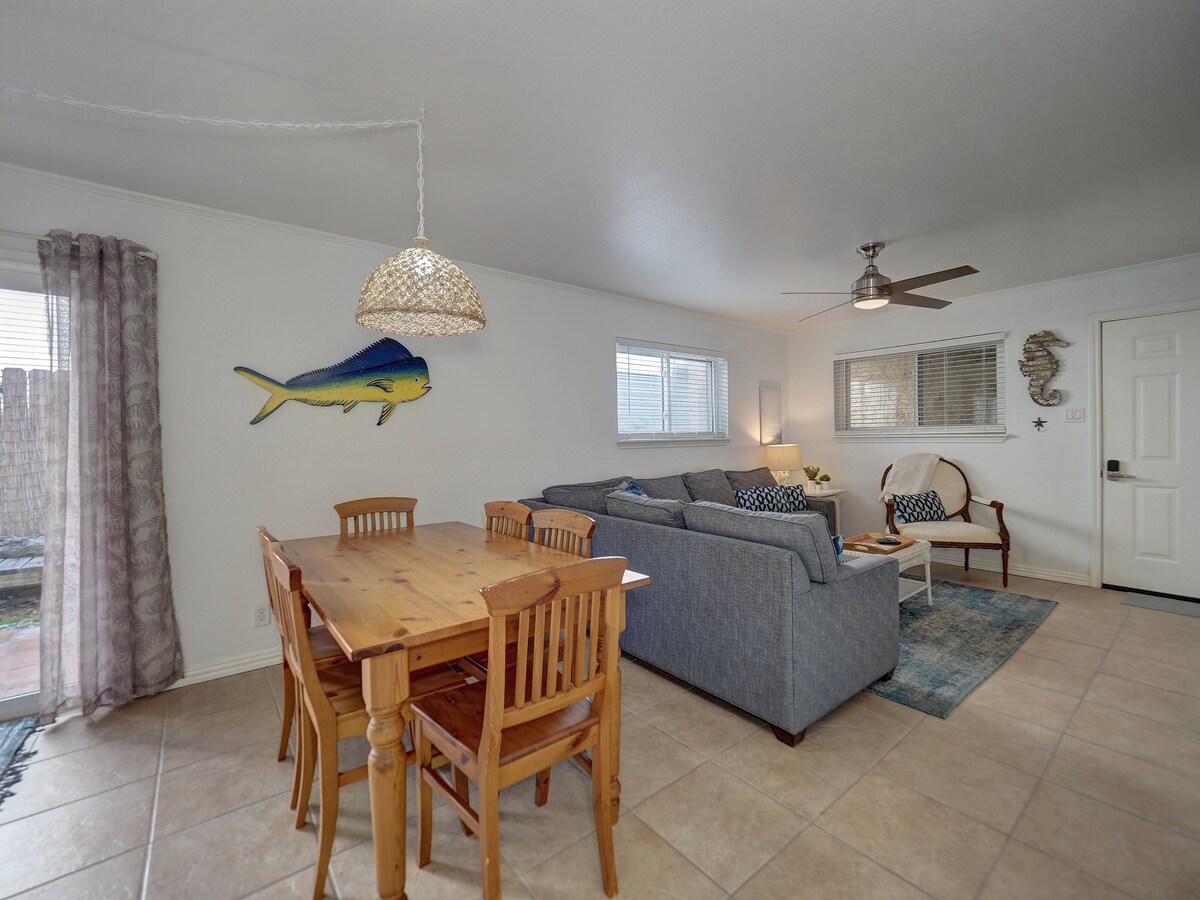 Seahorse Condominiums