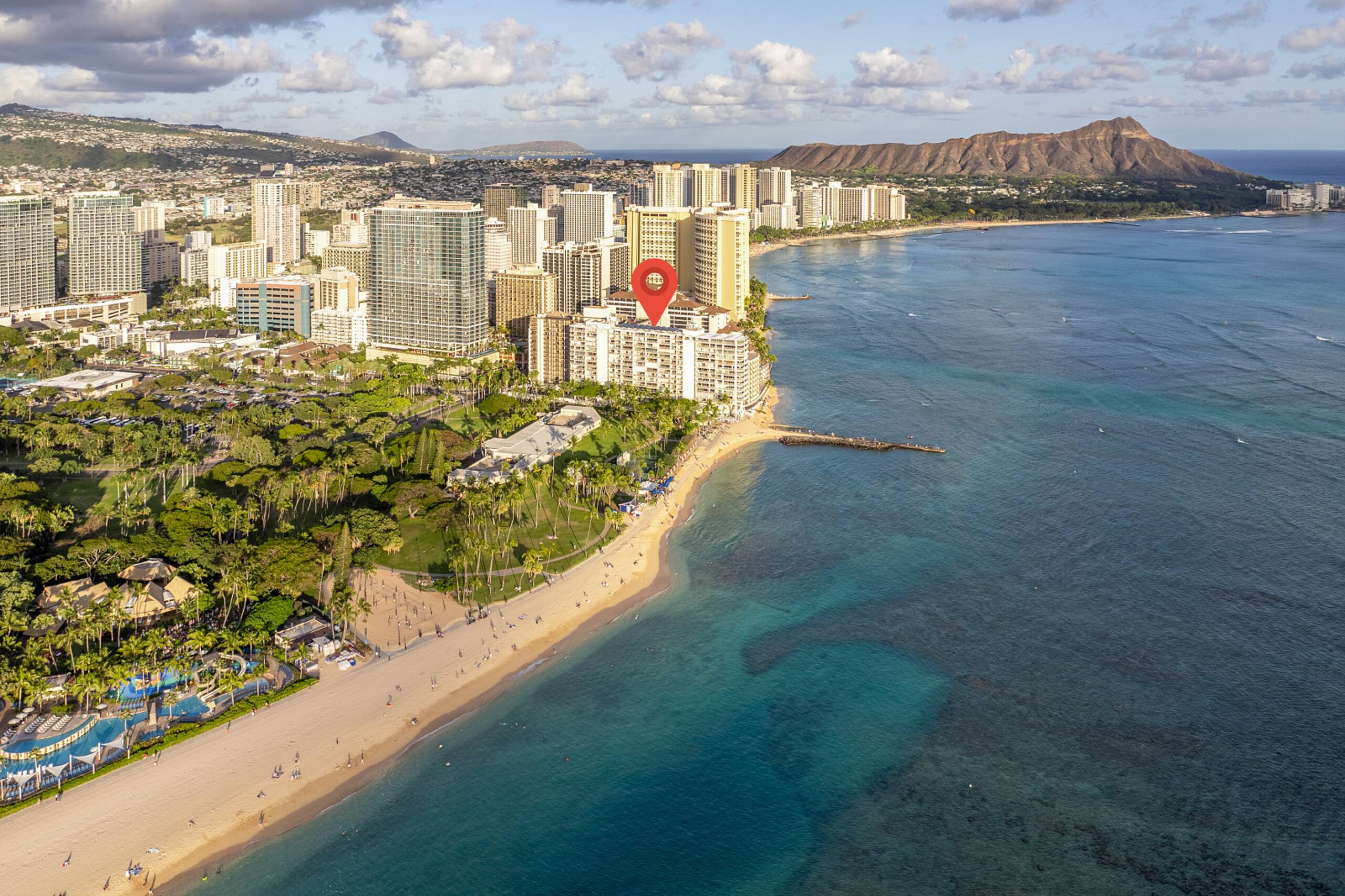 Condo in Honolulu · ★4.83 · Studio · 1 bed · 1 bath - Image 21