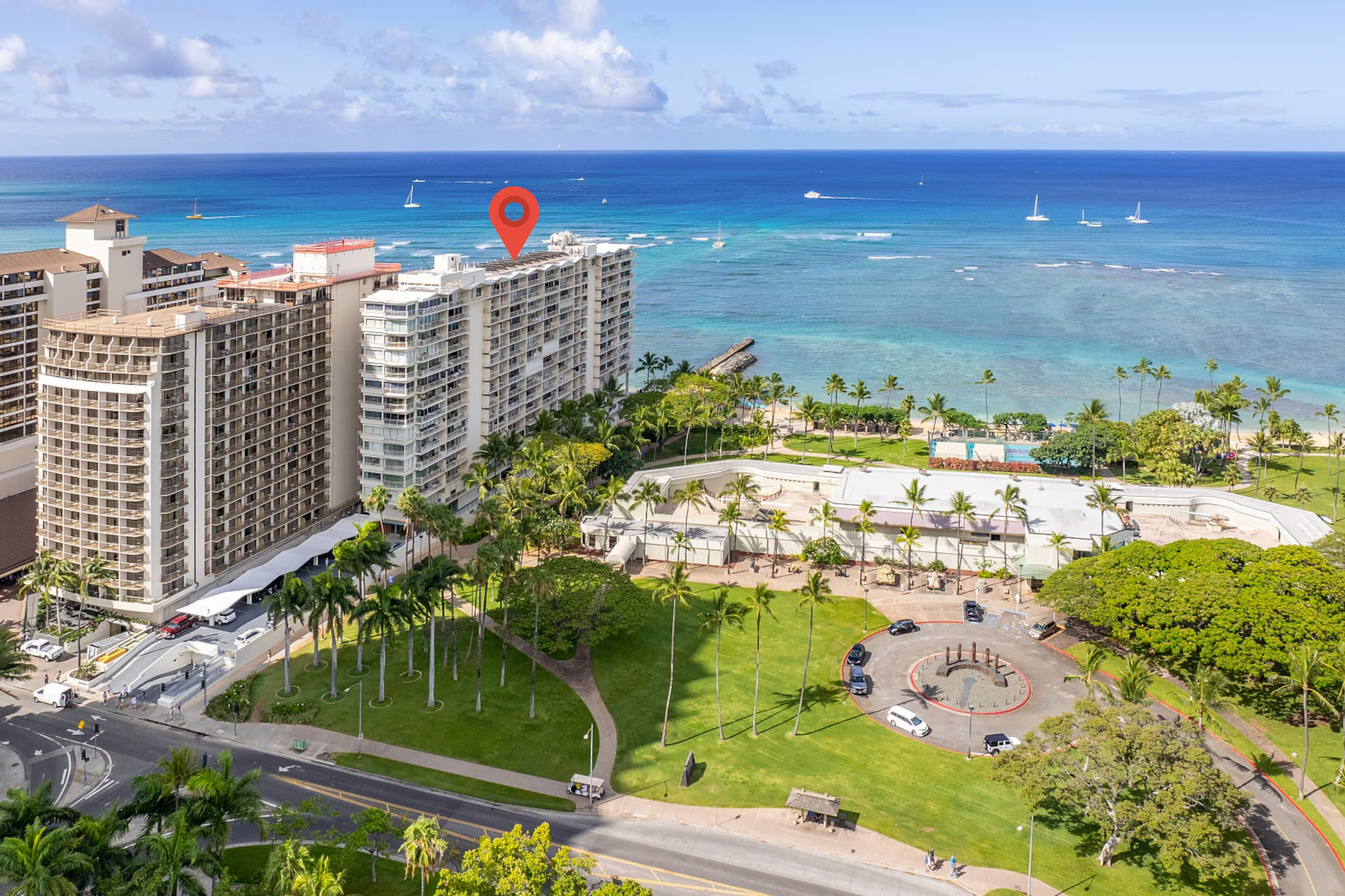 Condo in Honolulu · ★4.83 · Studio · 1 bed · 1 bath - Image 15