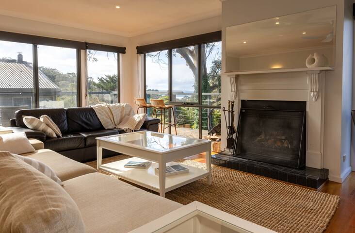 Wave House gallery image 3