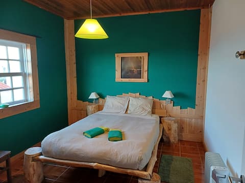 A Barraka: Green Room
