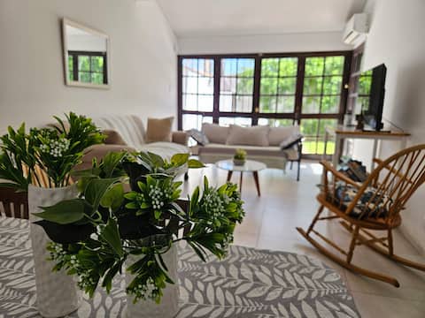 Top performing Airbnb: House for 7 people in Mendoza in Departamento Godoy Cruz