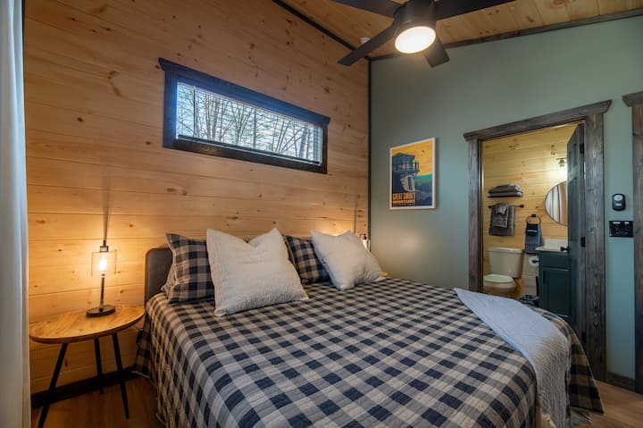 Relax in one of our two king suites, each featuring luxurious 12” memory foam mattresses for a restful night’s sleep.