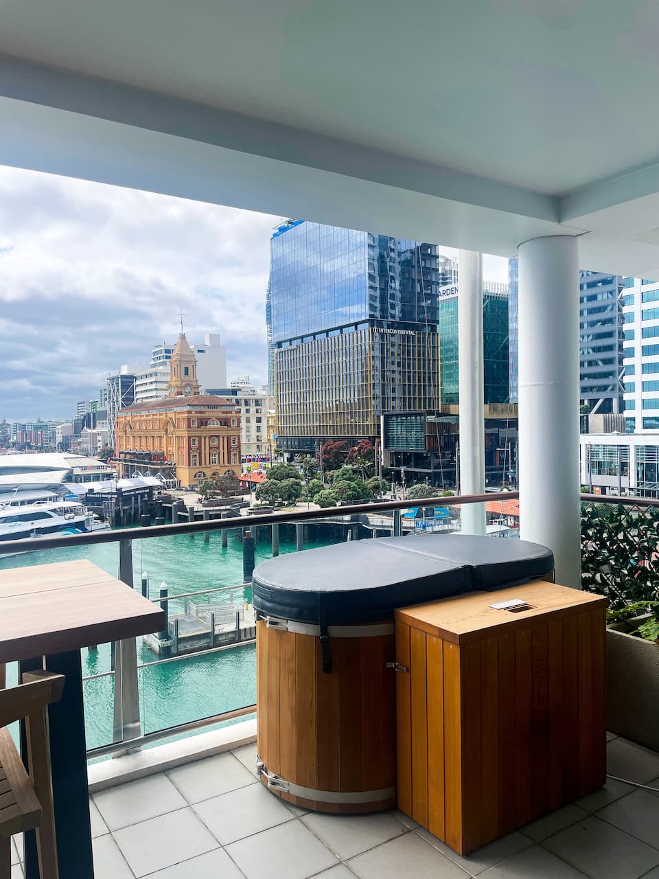 Auckland, New Zealand holiday rentals—Airbnb