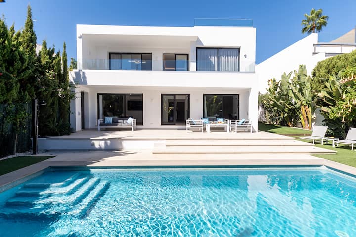 Luxury Villa Heated Pool, Jacuzzi, Sauna & More - San Pedro, España