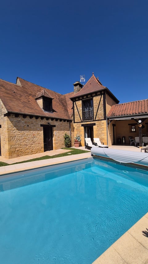 Villa le clos, heated pool, 10 min from Sarlat