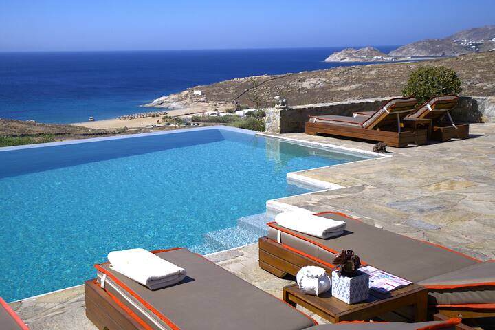 Villa Isola Paradiso, 9700 ft², 11 bedrooms, 24 p gallery image 3