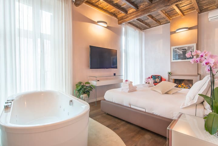 [Campo Marzio ]Luxury Suite with Hammam & Jacuzzi
