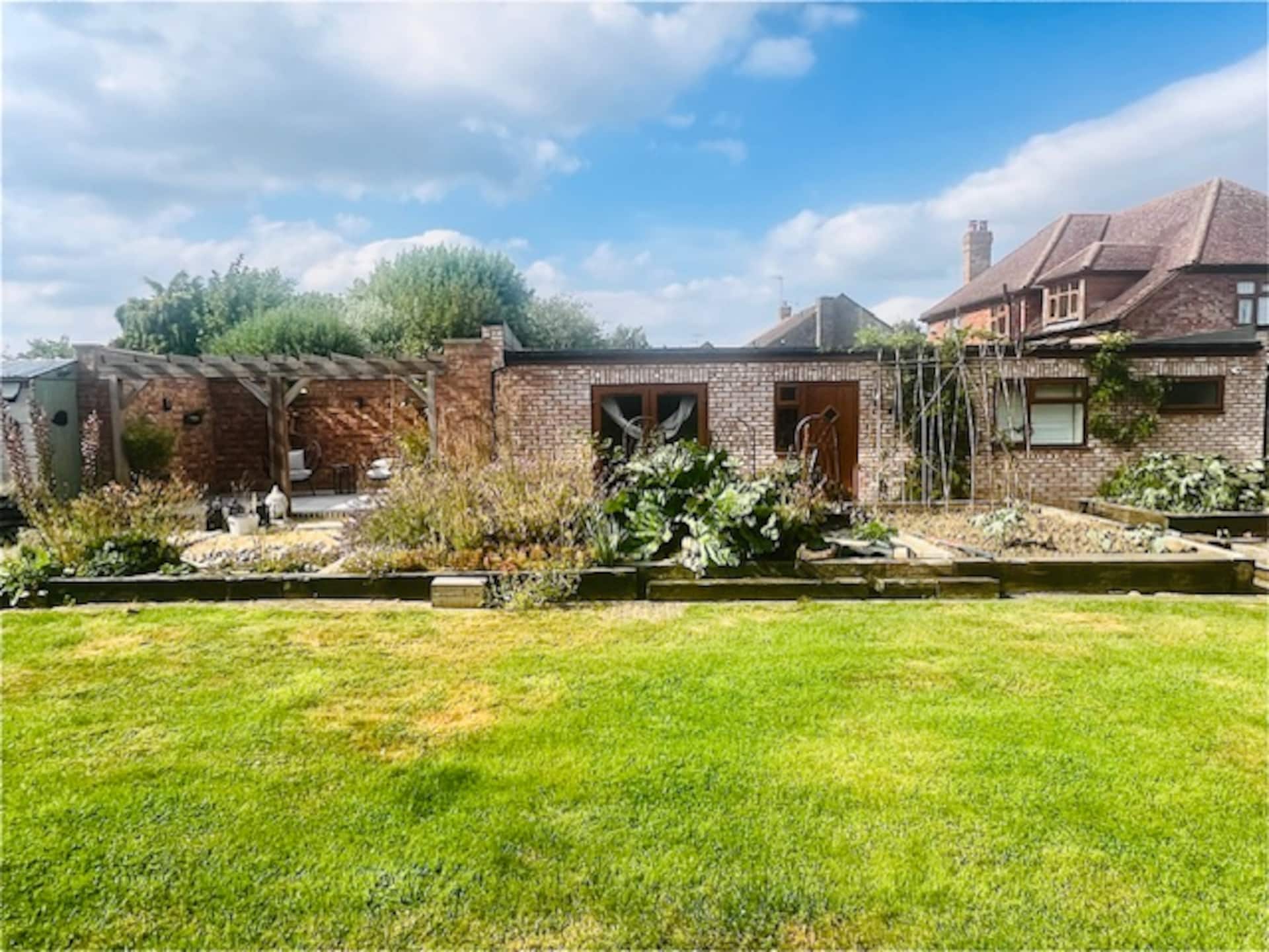 Self Contained Annex in Akeley Buckingham
