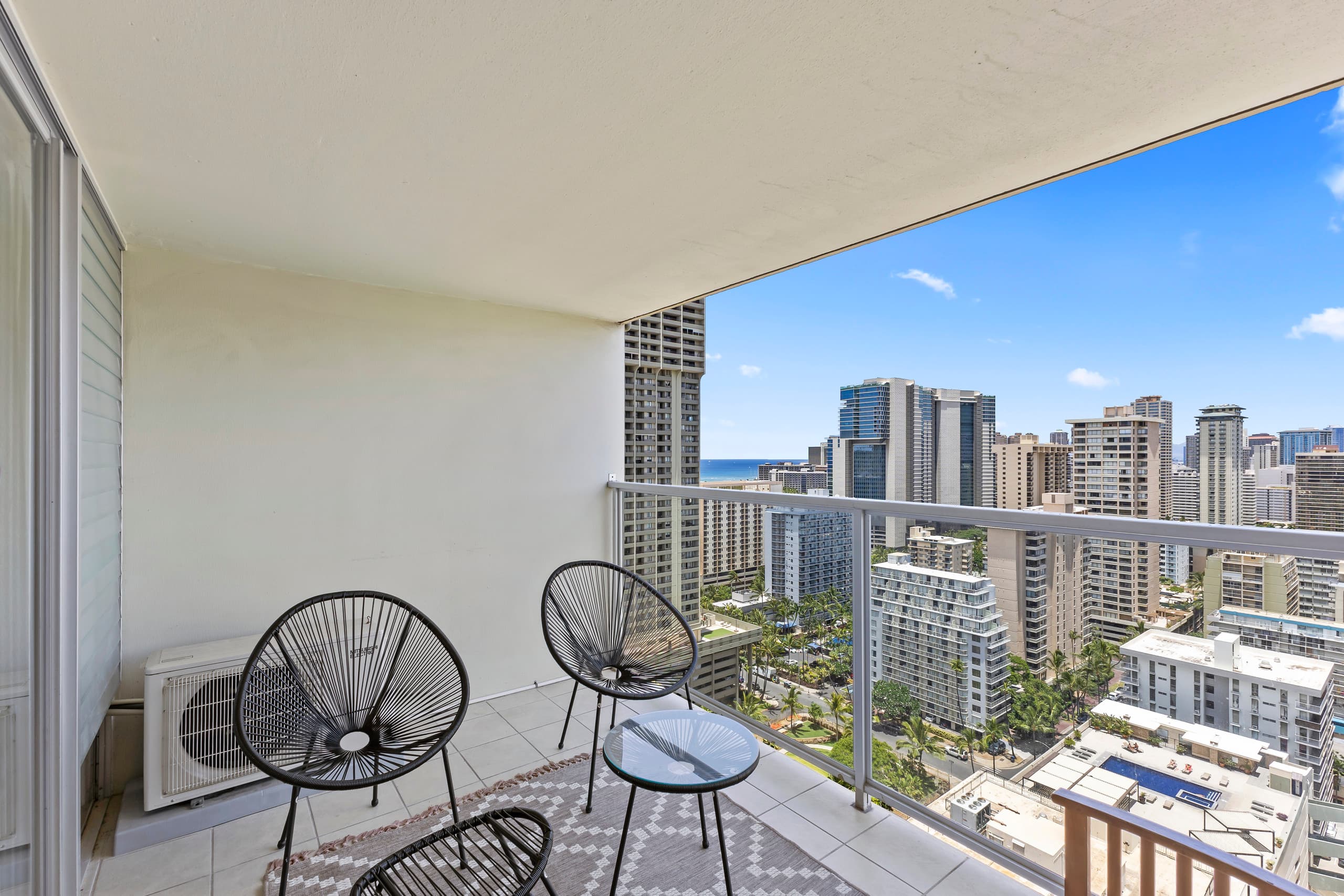*Modern Beach Walkable! Renovated Waikiki Condo* - Photo 14